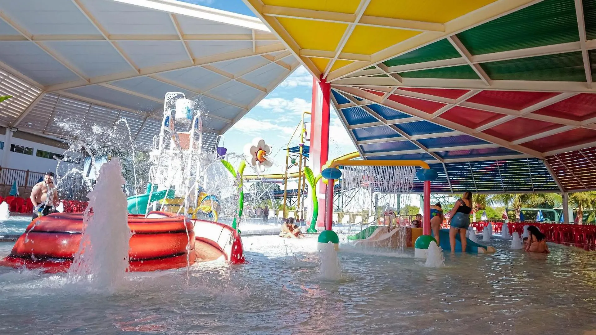 Spazzio Diroma C/Acesso Diroma Acqua Park!! Caldas Novas